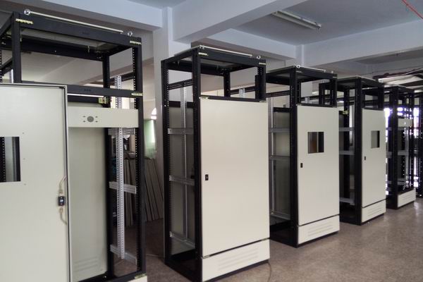 滕州配电柜-3683厂家配电柜检修需要注意的